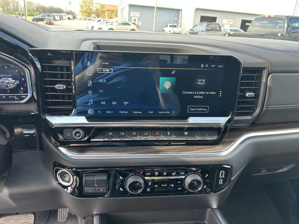 Used 2025 Chevrolet Silverado 1500 RST w/ RST All Star Premium Package AWD/4WD image 9