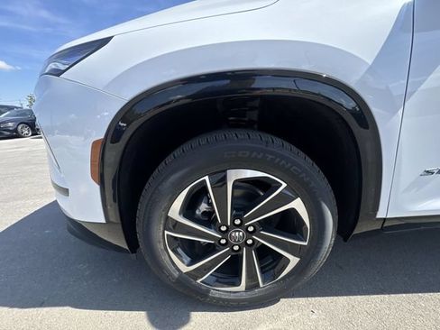New 2026 Buick Enclave Sport Touring w/ Power Package FWD image 10