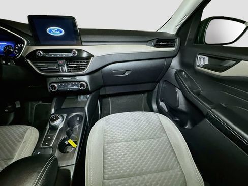 Certified 2022 Ford Escape SE AWD/4WD image 32