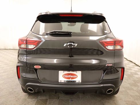 Used 2023 Chevrolet TrailBlazer RS w/ Sun and Liftgate Package image 5