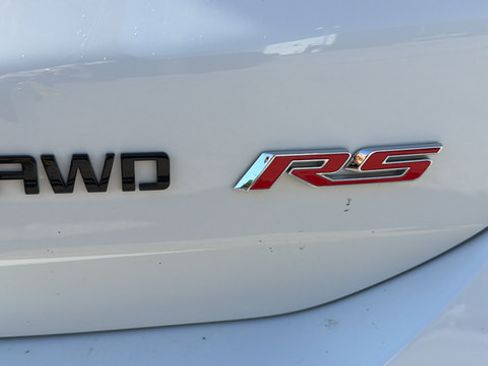 Used 2024 Chevrolet Equinox RS w/ RS Leather Package AWD/4WD image 35