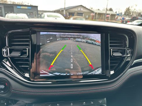 Used 2025 Dodge Durango GT image 37