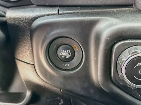 Certified 2021 Jeep Gladiator Mojave AWD/4WD image 27