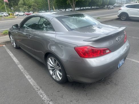 Used 2009 INFINITI G37 Convertible w/ Premium Pkg RWD image 6
