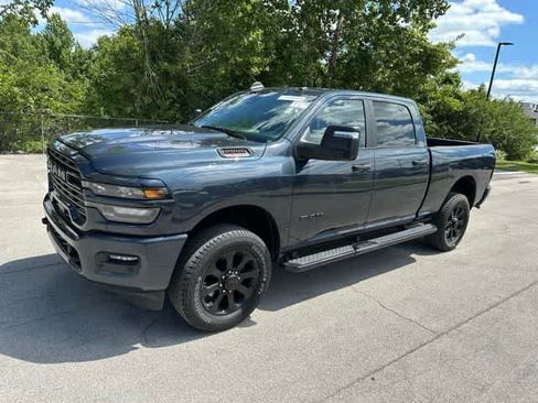 Used 2025 RAM 2500 Big Horn AWD/4WD image 16