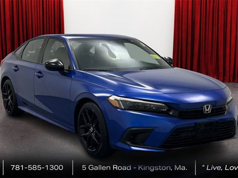 Used 2023 Honda Civic Sport image 3