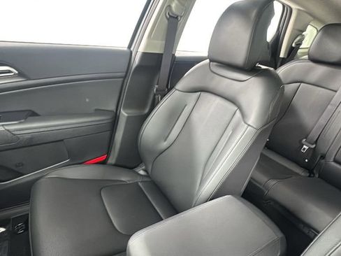 New 2026 Kia Sportage EX w/ EX Panoramic Sunroof Package image 13