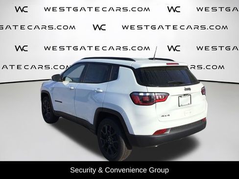 Used 2018 Jeep Grand Cherokee Altitude image 7