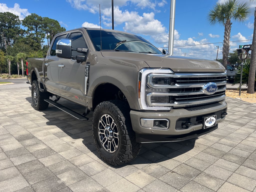 Used 2026 Ford F350 Platinum w/ Platinum Plus Package AWD/4WD image 8