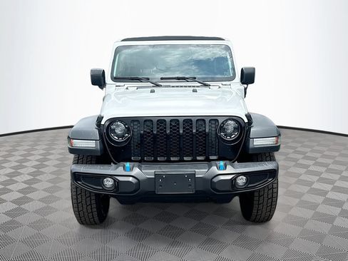 Used 2023 Jeep Wrangler Unlimited w/ Sun & Screen Package AWD/4WD image 2