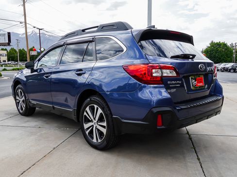 Used 2019 Subaru Outback 2.5i Limited w/ Popular Package #2 AWD/4WD image 6