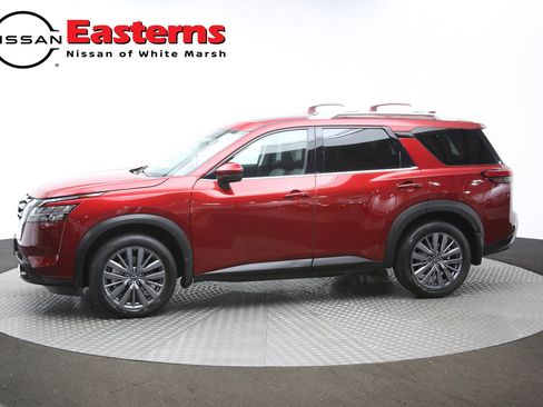 Used 2024 Nissan Pathfinder SL w/ SL Premium Package image 61