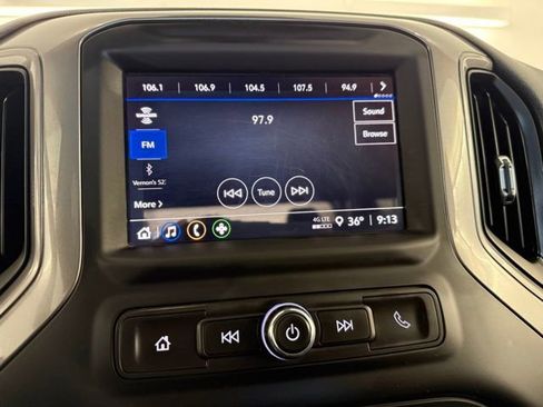 Used 2023 Chevrolet Silverado 1500 Custom image 19