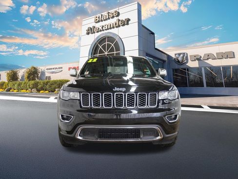 Used 2022 Jeep Grand Cherokee Limited AWD/4WD image 11
