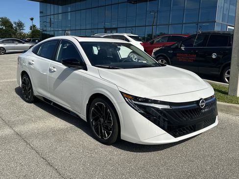 New 2026 Nissan Sentra SR image 4