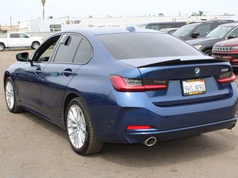 Used 2023 BMW 330i Sedan w/ Convenience Package RWD image 3