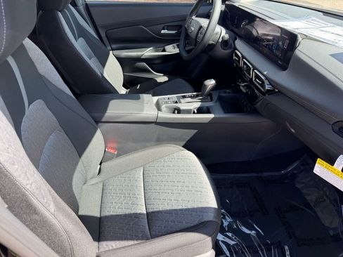 New 2026 Nissan Sentra SV w/ Floor Mat Package FWD image 12