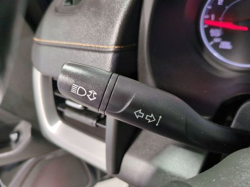 Used 2018 GMC Terrain SLT w/ Preferred Package image 34