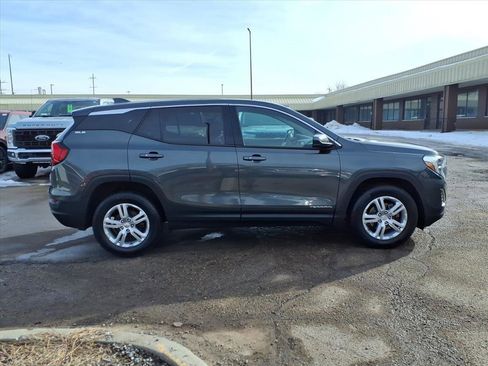 Used 2019 GMC Terrain SLE image 6