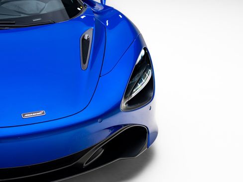 Used 2018 McLaren 720S Performance RWD image 10