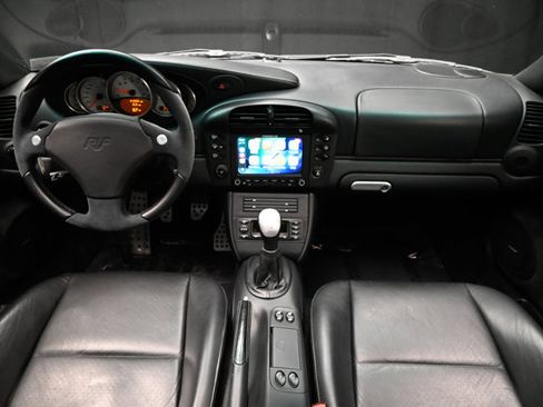 Used 2002 Porsche 911 Turbo AWD/4WD image 3