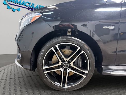 Used 2018 Mercedes-Benz GLE 43 AMG 4MATIC w/ Premium 2 Package image 24
