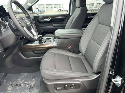 Certified 2024 GMC Sierra 1500 Elevation image 22