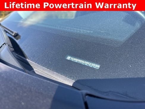 Used 2024 Dodge Durango GT image 30