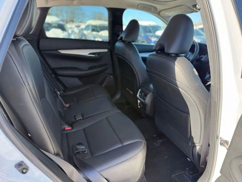 Used 2019 INFINITI QX50 Luxe w/ Navigation Package image 17