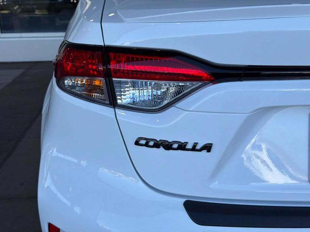 New 2027 Toyota Corolla SE FWD image 10