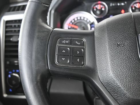Used 2017 RAM 1500 Big Horn AWD/4WD image 32