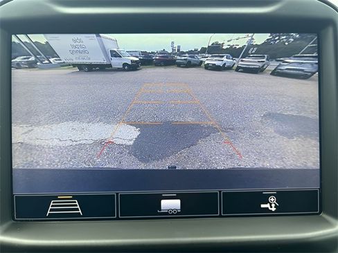 Used 2020 Chevrolet Silverado 1500 LTZ w/ LTZ Texas Edition image 25