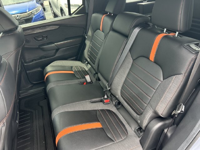 Certified 2026 Honda Passport TrailSport image 31
