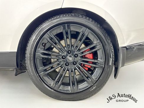 Used 2023 Land Rover Range Rover Long Wheelbase Autobiography AWD/4WD image 41