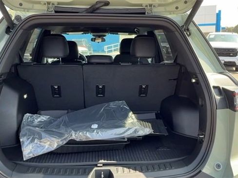 New 2026 Chevrolet Equinox LT w/ Convenience Package II image 29