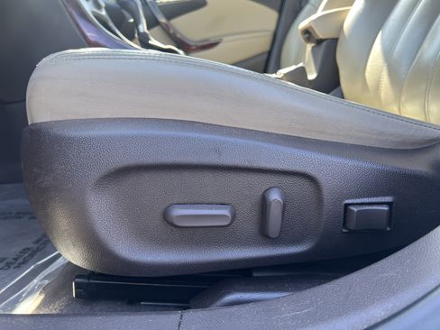 Used 2016 Buick Verano Leather w/ Experience Buick Package FWD image 17