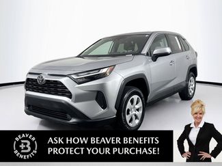Used 2025 Toyota RAV4 LE FWD video 1