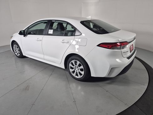 New 2026 Toyota Corolla LE image 3