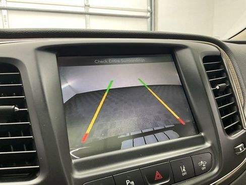 Used 2015 Chrysler 200 C w/ Navigation & Sound Group I image 5