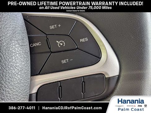 Used 2020 Jeep Renegade Latitude FWD image 25