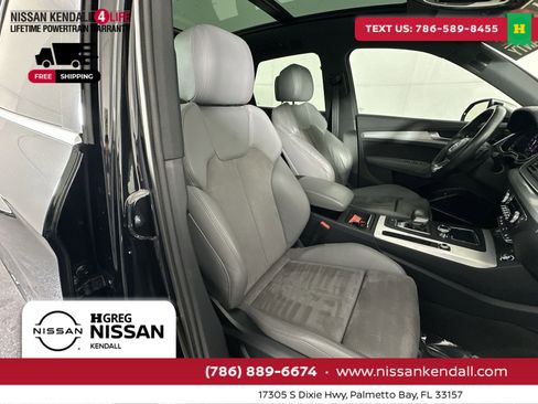 Used 2018 Audi SQ5 Prestige w/ Prestige Package image 31