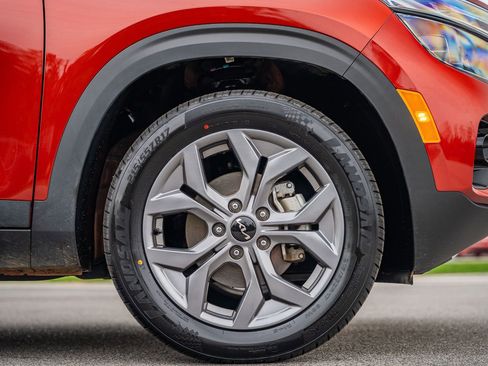 Used 2024 Kia Seltos S image 9