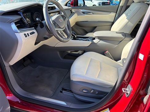 Certified 2023 Cadillac XT5 Premium Luxury w/ Technology Package image 9