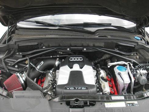 Used 2015 Audi SQ5 Premium Plus w/ Technology Package AWD/4WD image 38