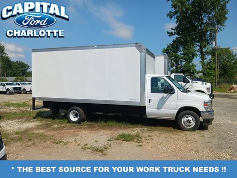 New 2027 Ford E-350 and Econoline 350 Super Duty w/ Power Equipment Group RWD image 4