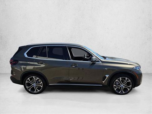 Used 2026 BMW X5 xDrive50e w/ Executive Package AWD/4WD image 4