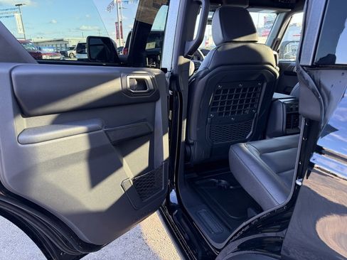 New 2025 Ford Bronco Badlands image 28