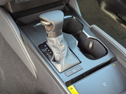 New 2025 Lexus ES 350 w/ Premium Package image 25