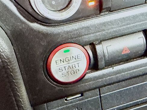 Used 2019 Ford Mustang Coupe image 21