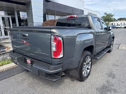 Used 2018 GMC Canyon Denali image 10